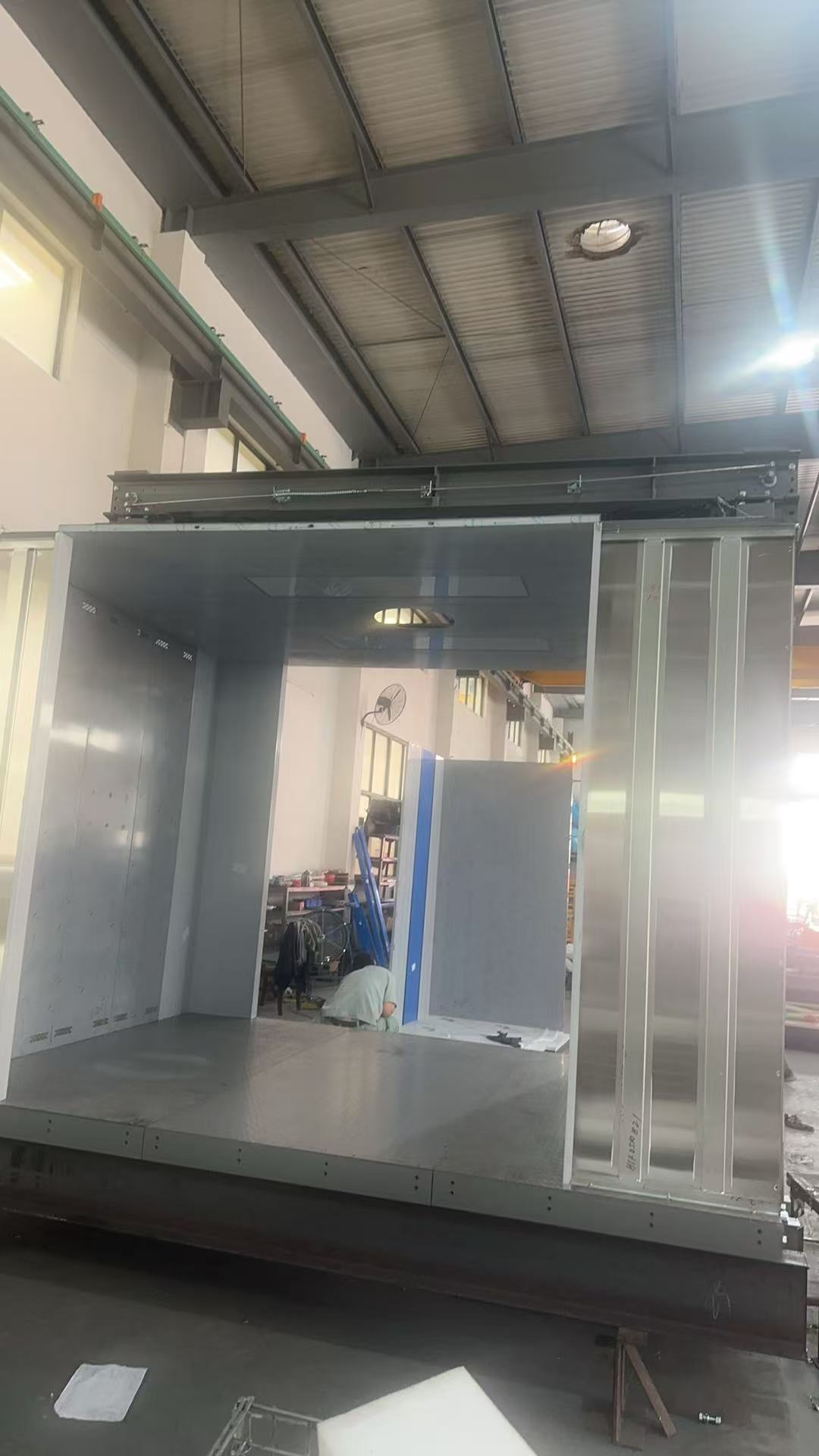 Cargo Elevator Introduction